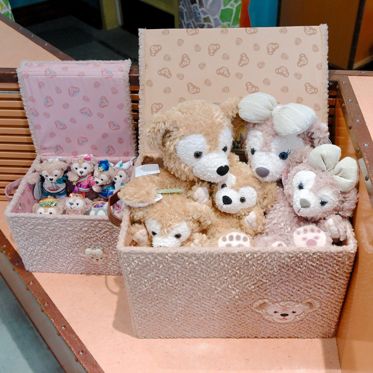 お顔型ポシェットや収納ボックス！ 東京ディズニーシー 新作ダッフィー