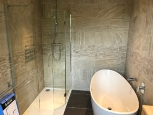 New post (From a Bedroom to a Bathroom!!) has been published on Splashout - splashout.co.uk/2018/06/19/fro…