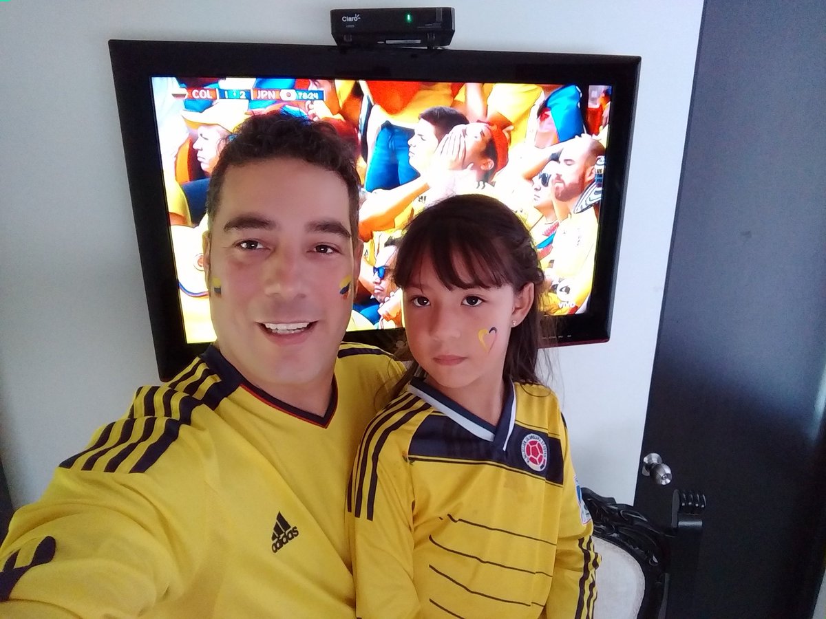 JACKOCHEF1's tweet photo. Firmé con nuestra selección #MiSeleccionColombia https://t.co/NsweHObUsd