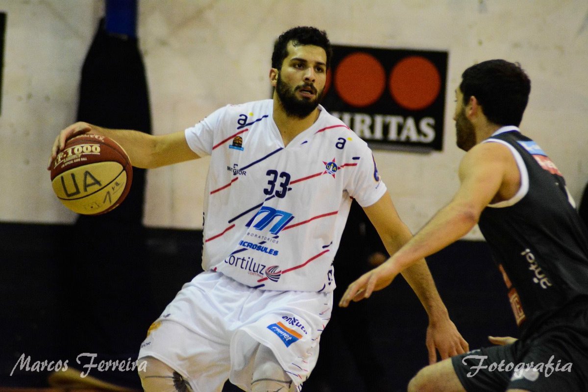 Saludamos a nuestro jugador Salvador Zanotta por ser citado a la Selección de Uruguay para la próxima ventana eliminatoria.
¡Felicitaciones @SalvaZanotta06! 

#UniónUnión