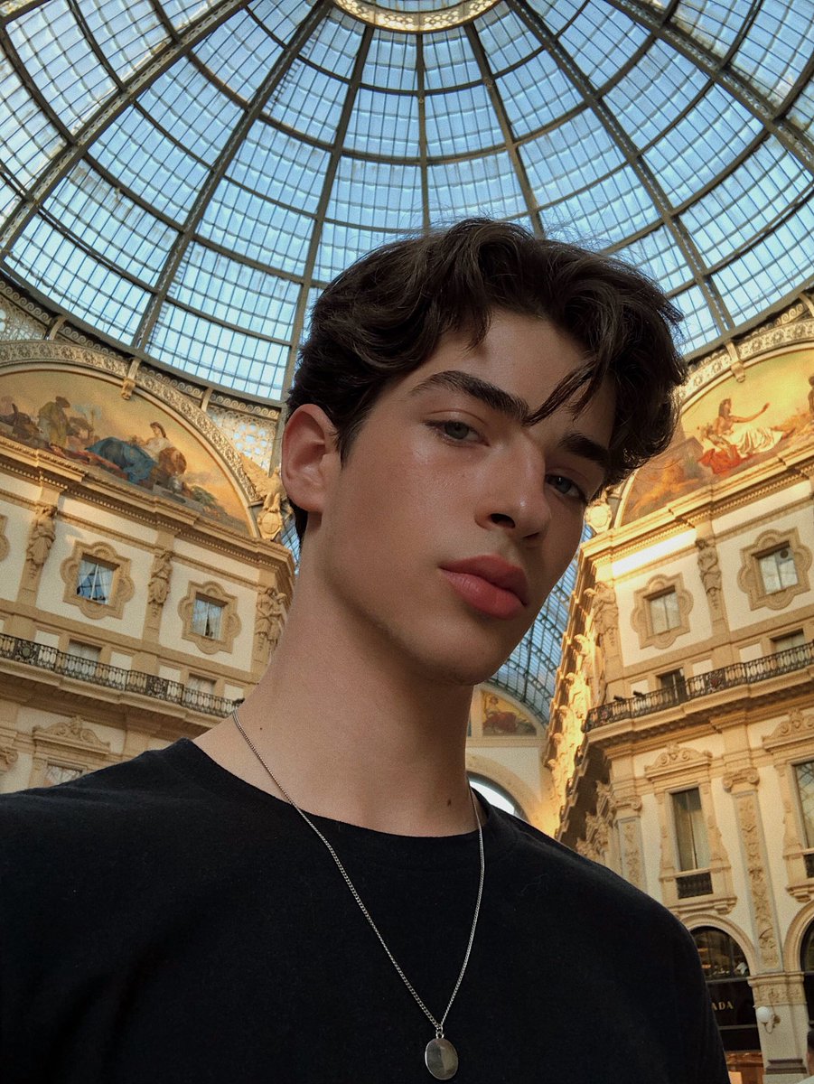 manuriosfdez's tweet photo. 🇮🇹 https://t.co/SWVtkxoROA