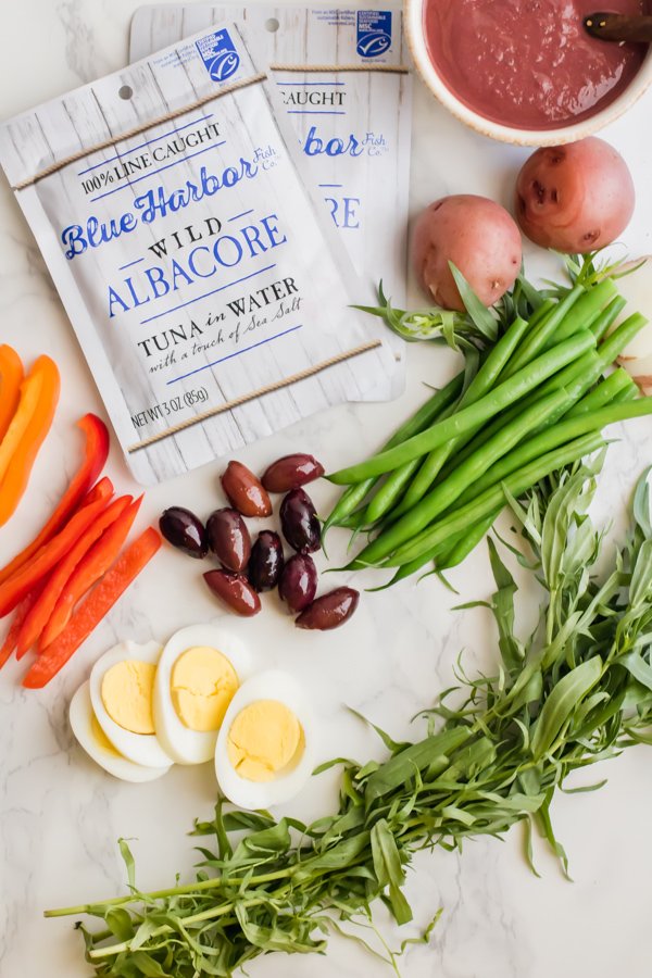 pragmaticmom's tweet photo. Bright &amp; light ingredients make up these Tuna Nicoise Spring Rolls made with #BlueHarborFishCo Albacore tuna from @AbraPappa. Brighten up your #summerday with this recipe AD https://t.co/WMgq92e5cp https://t.co/2KxH8pcXAw