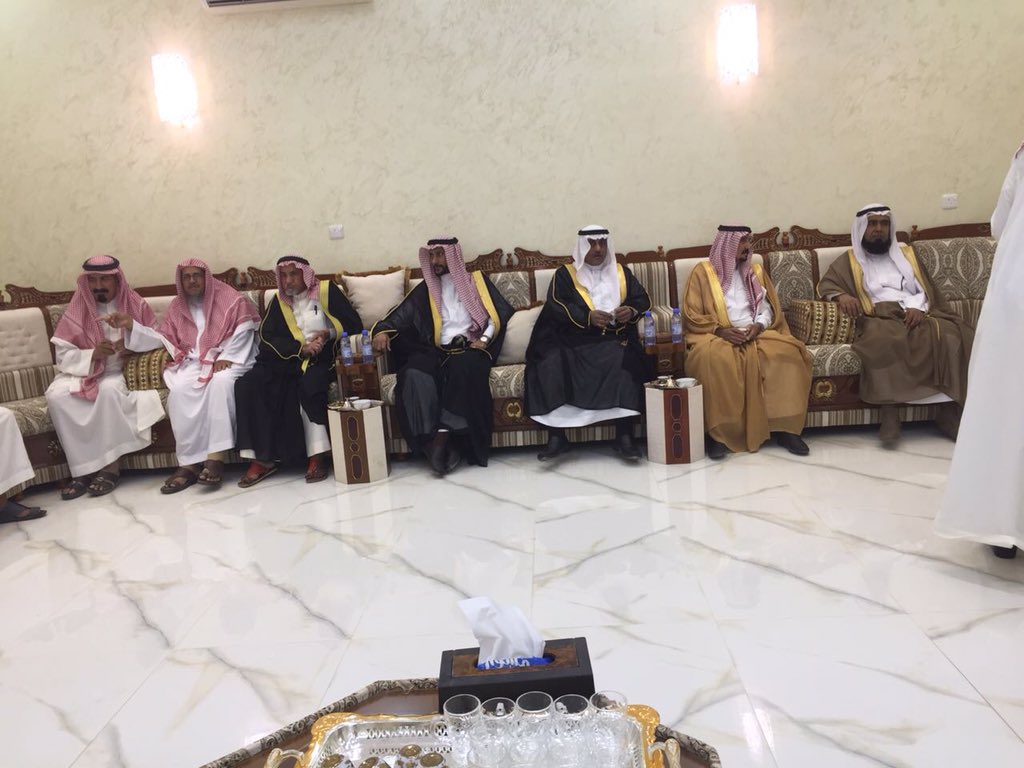 sherifahalrash1's tweet photo. شرفنا الليله بمنزل
 والدي الشيخ/محمد بن عبدالله الحقباني
 في كمده
الشيخ/ حزام بن عبدالعزيز العجالين وجماعته https://t.co/gWWFe4S9yt