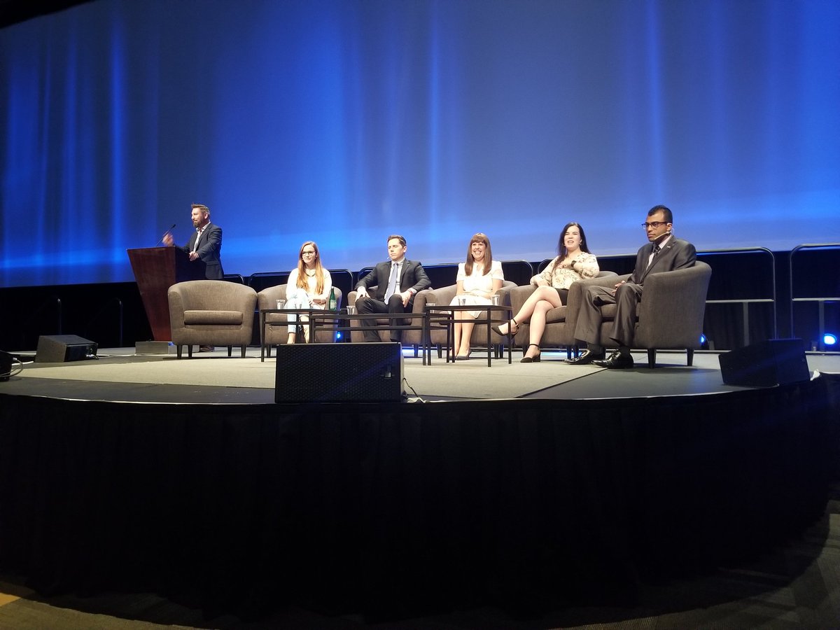 JaydenMeville's tweet photo. What separates nursing? We bridge the gap between a complex health system and care of the human spirit. - Sarah Painter #CNAYOW18 #ItstartswithNursing #YESThisisNursing https://t.co/nHQu8y4W5i