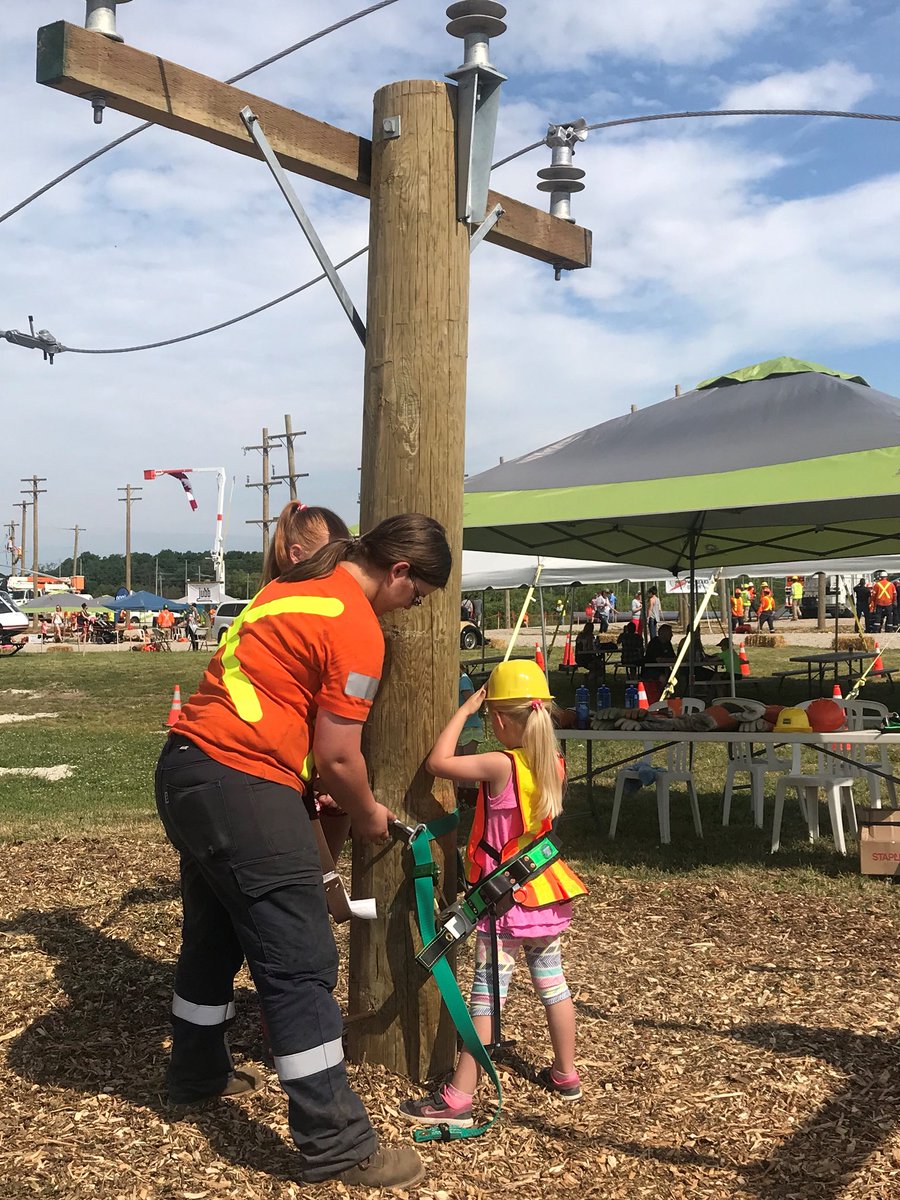 Power Workers Union Twitterissa The Hydro One Lines Rodeo That Took Place This Past Weekend Was A Huge Success Pwu Members From All Over Our Province Not Only Got To Compete But