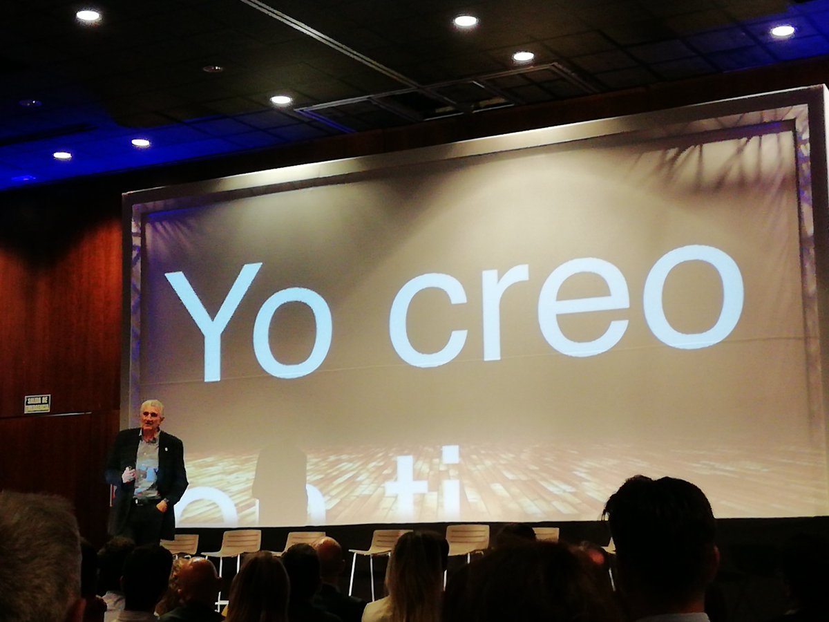susanpinzon's tweet photo. El éxito está sobrevalorado, "vamos a ser mejores en lo que somos distintos, para ser geniales" @fernandoromay1 #IIAfterworkAPDSevilla https://t.co/BfzGdbv9DB