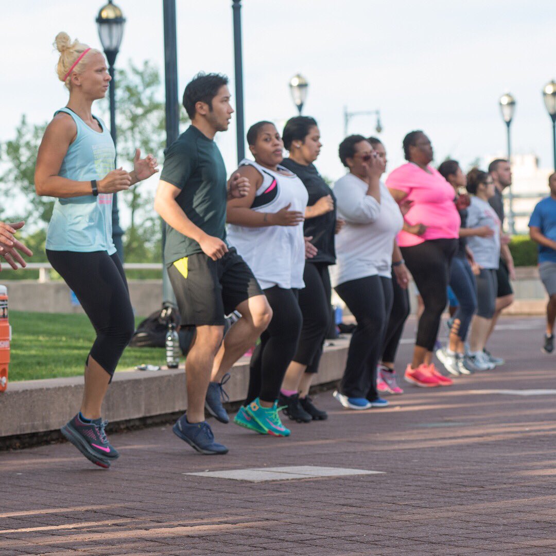 FrontStDistrict's tweet photo. Free @riverfrontrecapture outdoor activities are some of our fave summer things! 🙏😎 
Mon: @HartfordSweat RiverBarre 
Tues: @Wip_Fit Boot Camp &amp; Dance Current 
Wed: @HartfordSweat Yoga  
All classes 6-7pm. 
Get there early to sign in &amp; join us for a bite after! #FrontStDistrict https://t.co/9NovR9EvDN
