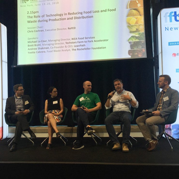 The role of tech in reducing food loss & #foodwaste - picture from our panel discussion at #futurefoodtech with @BrettBrohl @DevonKlatell and @ashakman. #IKEA Food found great tech-partners in @LeanPath and @WinnowSolutions