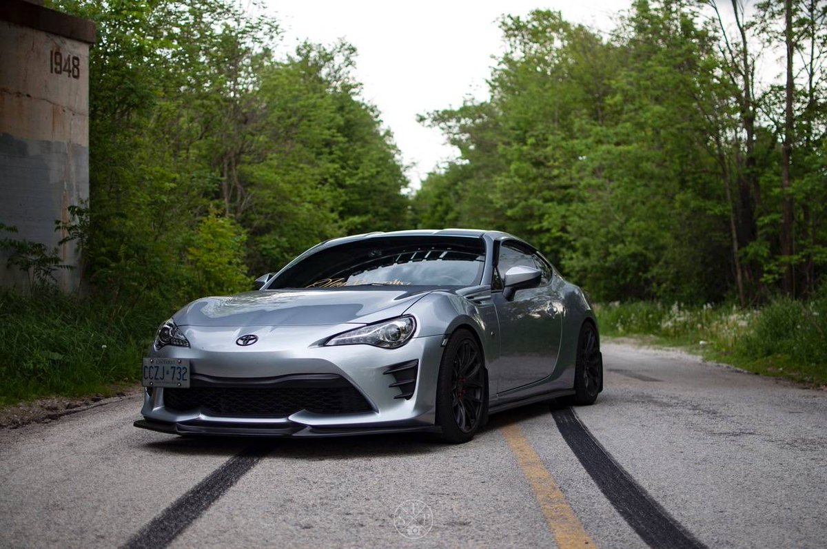 PASMAG's tweet photo. @katerft86 worked hard to get his very own 2017 Toyota 86. https://t.co/58Yu1fHjpU
#pasmag #tunerbattlegrounds #ertefa #toyota #gt86 https://t.co/KrWC1Pg5yw