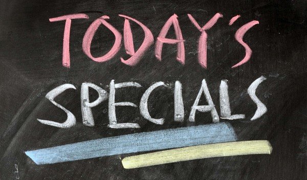 PicklesBBQ's tweet photo. Tuesday Specials:
$8 Beer Sliders
$5 4 pc Tenders
$ Buffalo Wrap w/ Side
$2.50 Crown &amp; Drown
$2.50 16oz Drafts https://t.co/KzBusA2Vfc