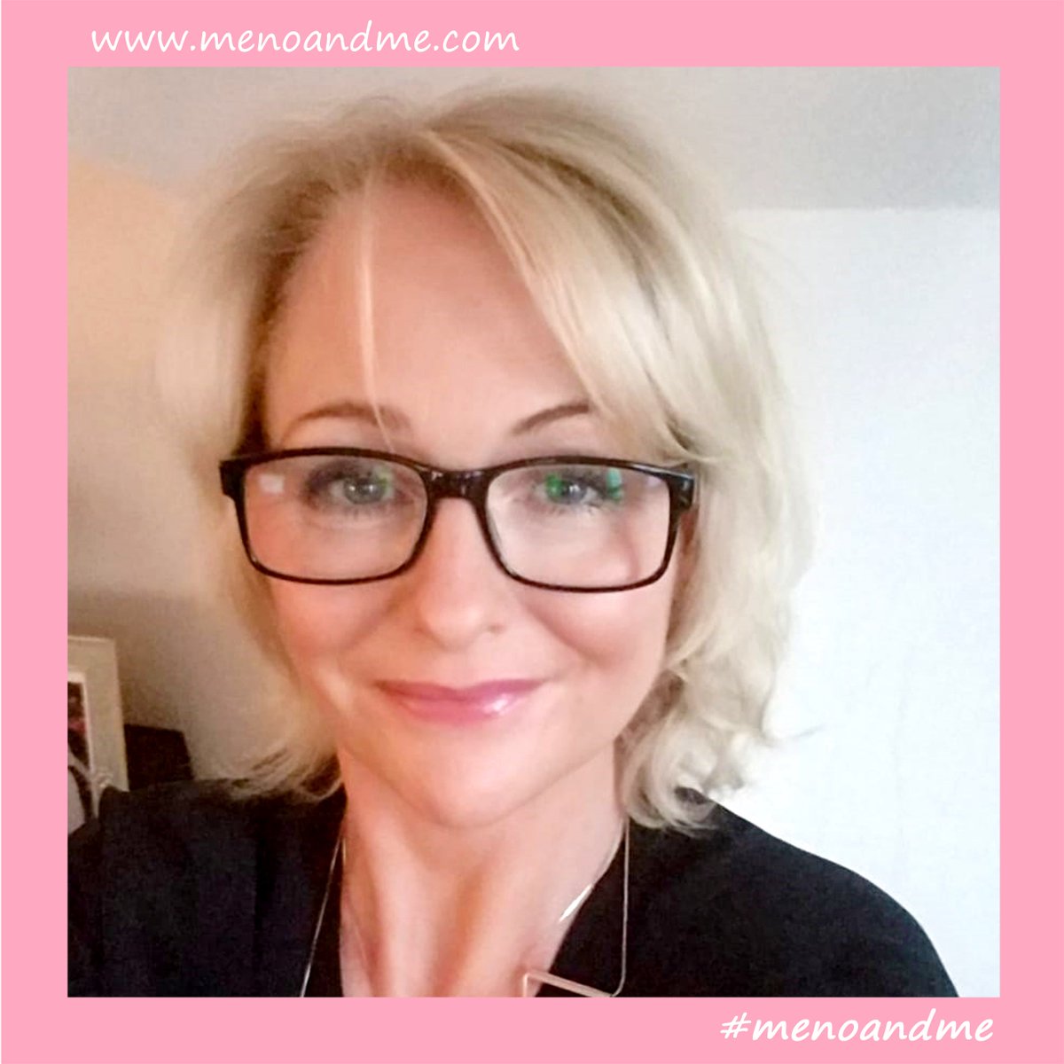 MenoandMe's tweet image. Just before going #outout on Sunday night. I know - a school night! If you have a look at my video with me in curlers, then this photo will make sense!  
#menopauseproblems #menopausehelp #womenempowerment #menopause
#ageisjustanumber #stylecoach #women2style #stylist #over50