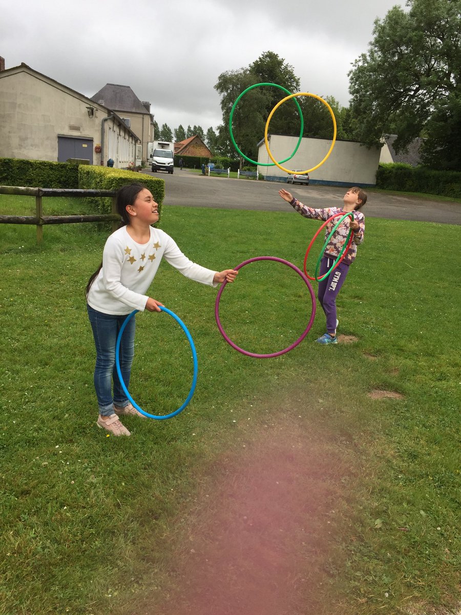 classe CM2 Bucaille tweet media