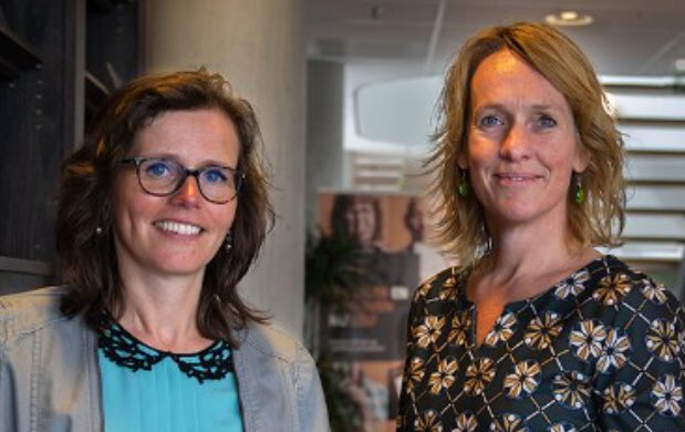 LostLemonLab's tweet photo. Wat doen we nu eigenlijk om bibliotheken te helpen meer mensen te bereiken met lage basisvaardigheden? Lees het in dit interview. @KB_Nederland https://t.co/nwgbrq0pCL https://t.co/ki3PZpnQcX