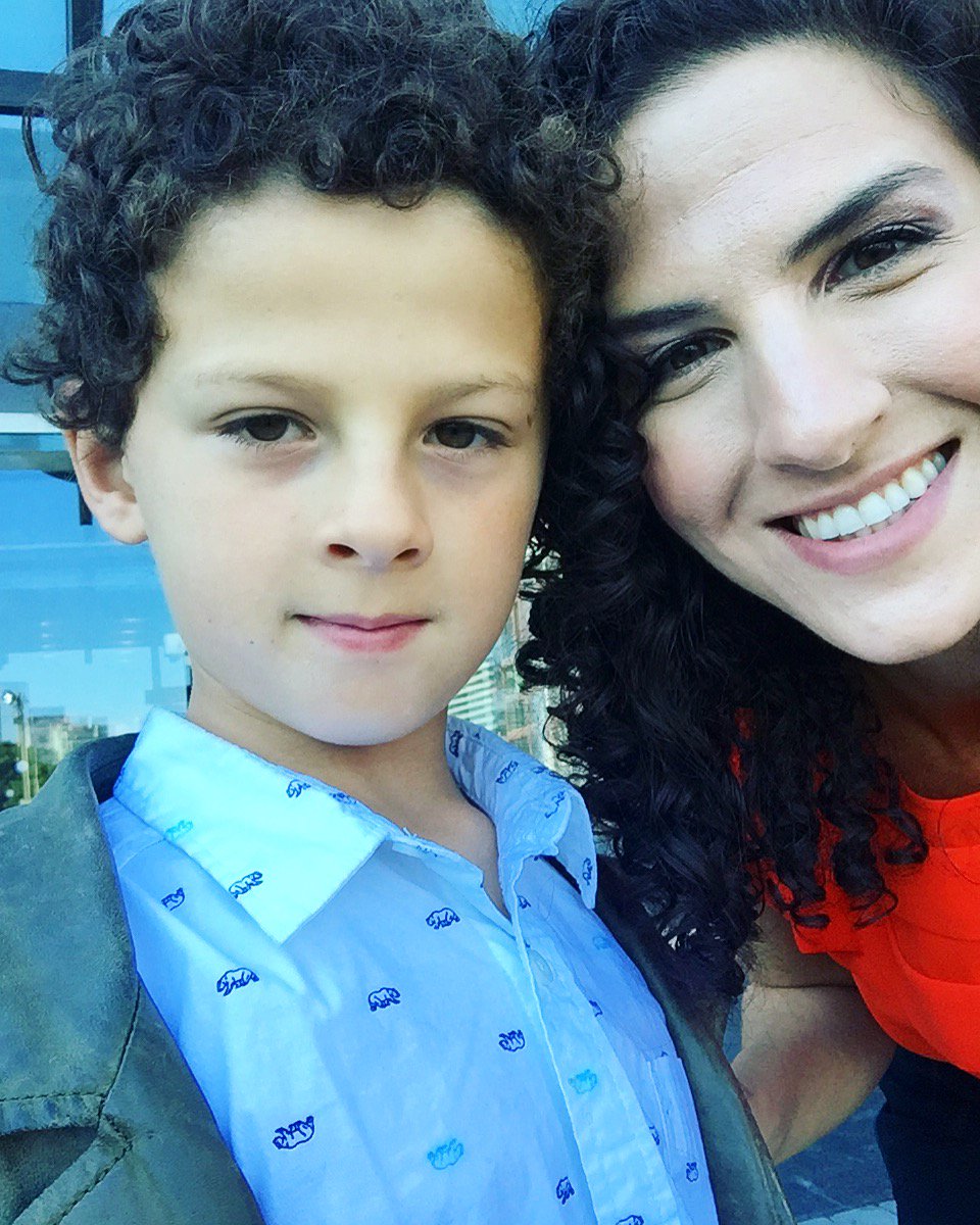 lailabiali's tweet image. Big thanks to @globalnews #Toronto for having us on @MorningShowCA! Tomorrow, we debut at @CBrownJazzFest then head to NYC to film a new music video, wrapping up the week at @EdmontonJazz  fest on Saturday with hubs, @Scoobasaurus &amp;amp; Bob Tildesley. See you out there!! 🇨🇦✈️🇺🇸