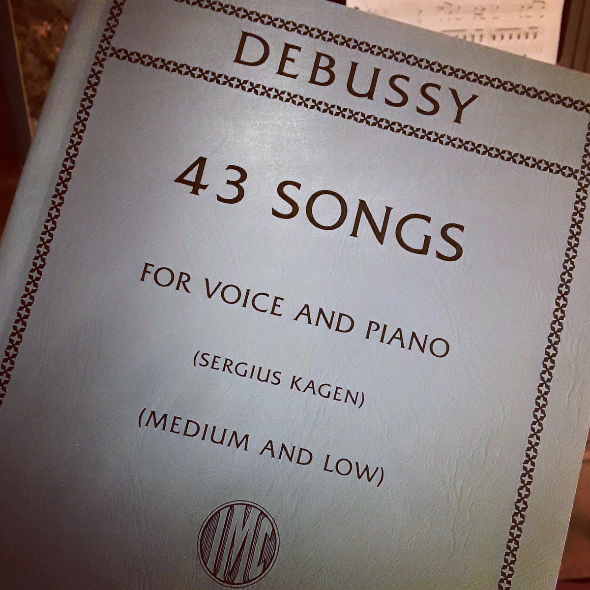 New music! #debussy #ariettesoubiées #lowvoice #karinwilcoxmezzo