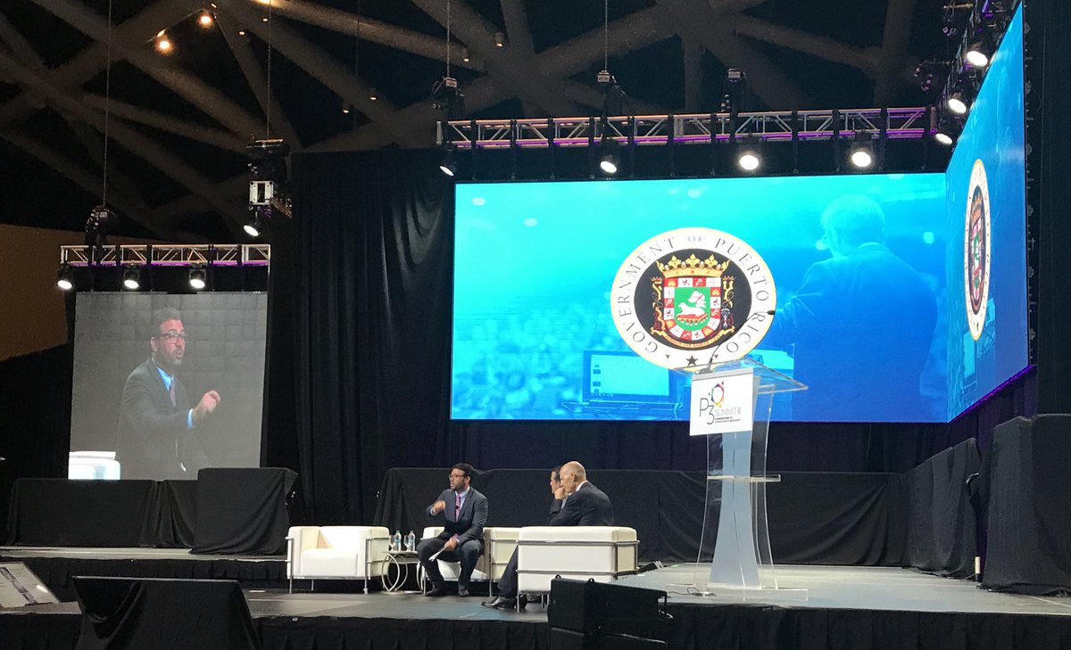 alianzaspr's tweet photo. Da comienzo el panel de los gobernadores @ricardorossello @FLGovScott moderado por @Mercader1. #P3SummitPR https://t.co/zqMHNM5PAR
