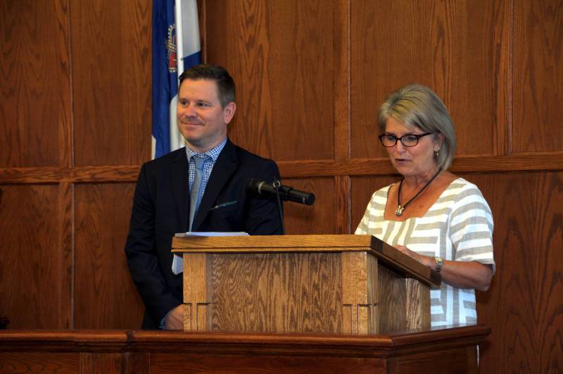 No-money United Way target will continue: president cc @LiveUnitedSDG @BillMakinson cornwallnewswatch.com/2018/06/19/no-… https://t.co/aszWmyWmDB