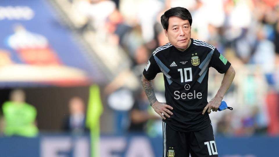 poopisuk's tweet photo. Leo Maolin Zheng  World Cup 2018 in Russia.
LuvMaolin LuvSeele🥰
@SeeleTech #WorldCupWithSeele https://t.co/H6J6pA9eug