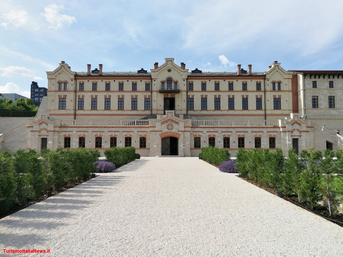 TurismoItaliaNw's tweet photo. Moldova, a Castel Mimi vini di alta qualità con una lunga storia: la nuova frontiera è la wine-spa #beourguest #autenticascoperta #moldova #moldavia #discovermoldova #visitmoldova #moldovatravel #castelmimi #mimiwinery @CastelMimi https://t.co/Ms9qMpPZaK https://t.co/V41yQAvijQ