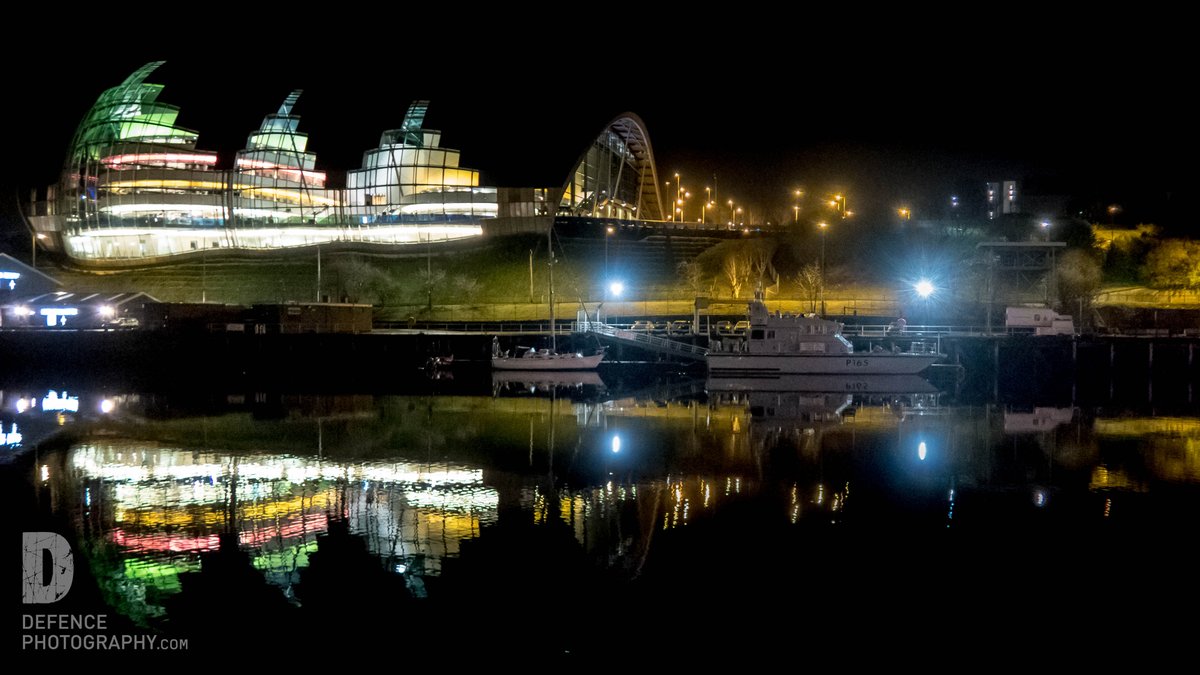 DefencePhoto's tweet photo. So what's the best photography position for this Friday night? #SpoiltForChoice @getnorth2018 @HMSExample @NorthumbriaURNU @balticmill @SageConferences @visitnewcastle_  #HMSCalliope https://t.co/WS20KK1HqC