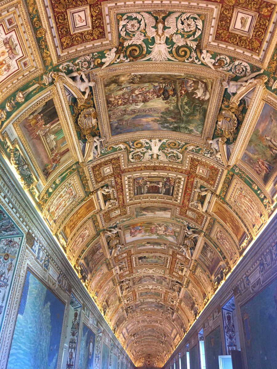 bellkim43's tweet photo. Rome: History, Theology, Culture. 
Many lessons as I refuel to share w/ our students. #TaftTribeSummerFun #pngproud https://t.co/fA3uxqZgHb