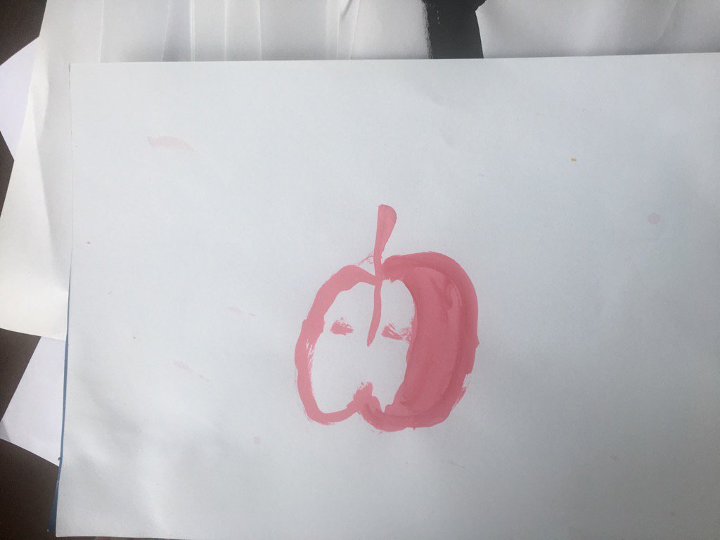 bianca__chavez's tweet photo. Apple Thought 
Apple Pot
Apple Rot 
Apple Not https://t.co/a1X7cNPo66