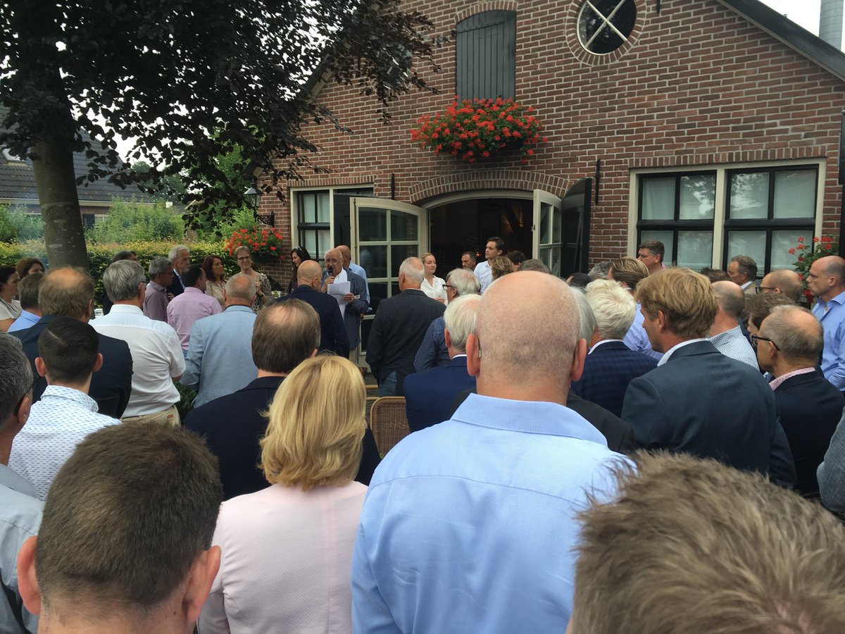 crisNL1970's tweet photo. Bij opening van de netwerkbijeenkomst Lindus. https://t.co/fg9mkFrHYK