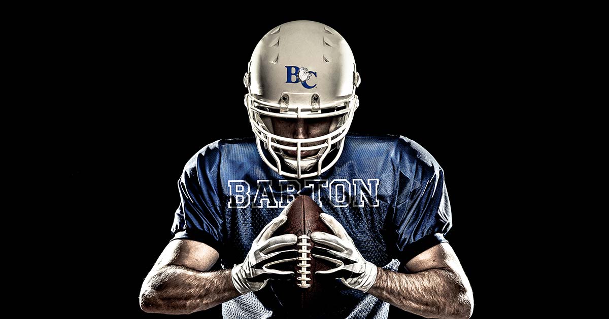 Lots of excitement on campus as we welcomed our new football coach Chip Hester. Watch the video from the livestream at facebook.com/bartoncollege/…
#BartonCollege #BartonFootball #BartonBold
