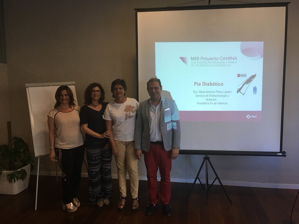 Veronicasancle's tweet photo. Excelente taller de pie diabético impartido por la Dra. Antonia Pérez y el Dr. Cecili Macián para Médicos de AP y Enfermería en el departamento de la Fe.
Enhorabuena a los ponentes👏🏻
#ProyectoCAMINA_CV @webDM1 @SEMERGENap @fundacionluisalcanys @redGDPS https://t.co/GOVI0L9VUh