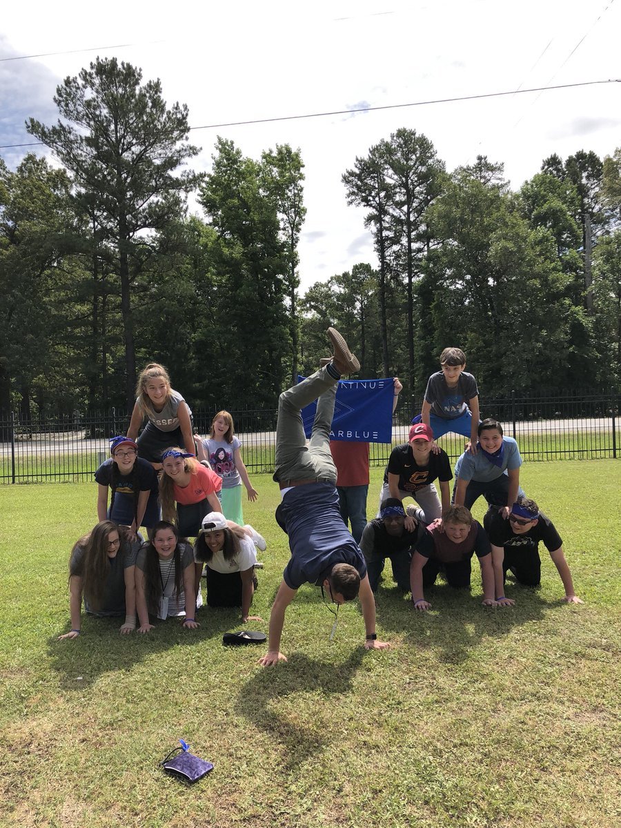 DustinNMaria's tweet image. #ARBLUE #ARCAMPS18  Blue Barracudas