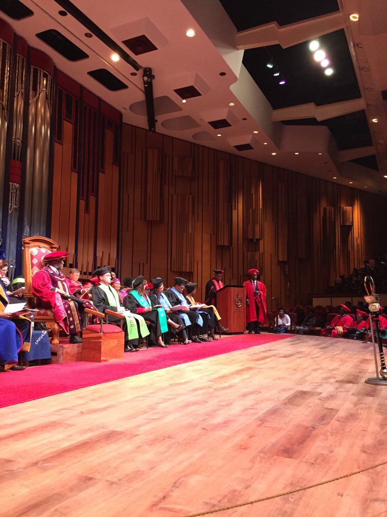 unisa's tweet image. Sibanda Mclean, conferred with the degree of Doctor Of Laws (LLD)
#2018UnisaGraduates #UnisaGrad #DefineTomorrow
