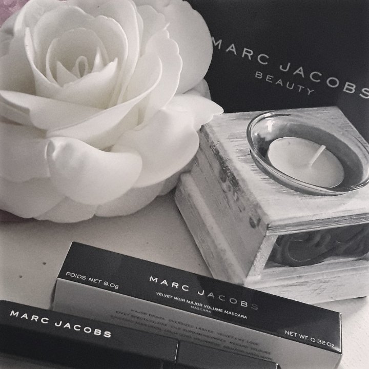Same5_0's tweet photo. Découverte du mascara #Velvetnoir de Marc Jacobs Beauty reçu offert par  @Influenster @MarcBeauty #VelvetNoir #gratuit #influensterfr https://t.co/FTjRTTzGoc