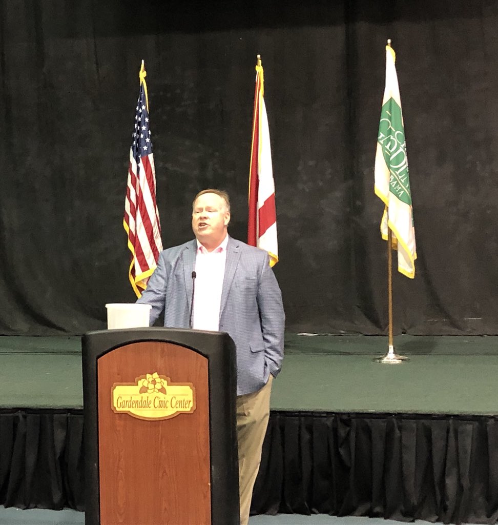 Proud to have Vestavia Hills City Manager in Gardendale today speaking to our employees on United Way and the benefits they provide to so many.