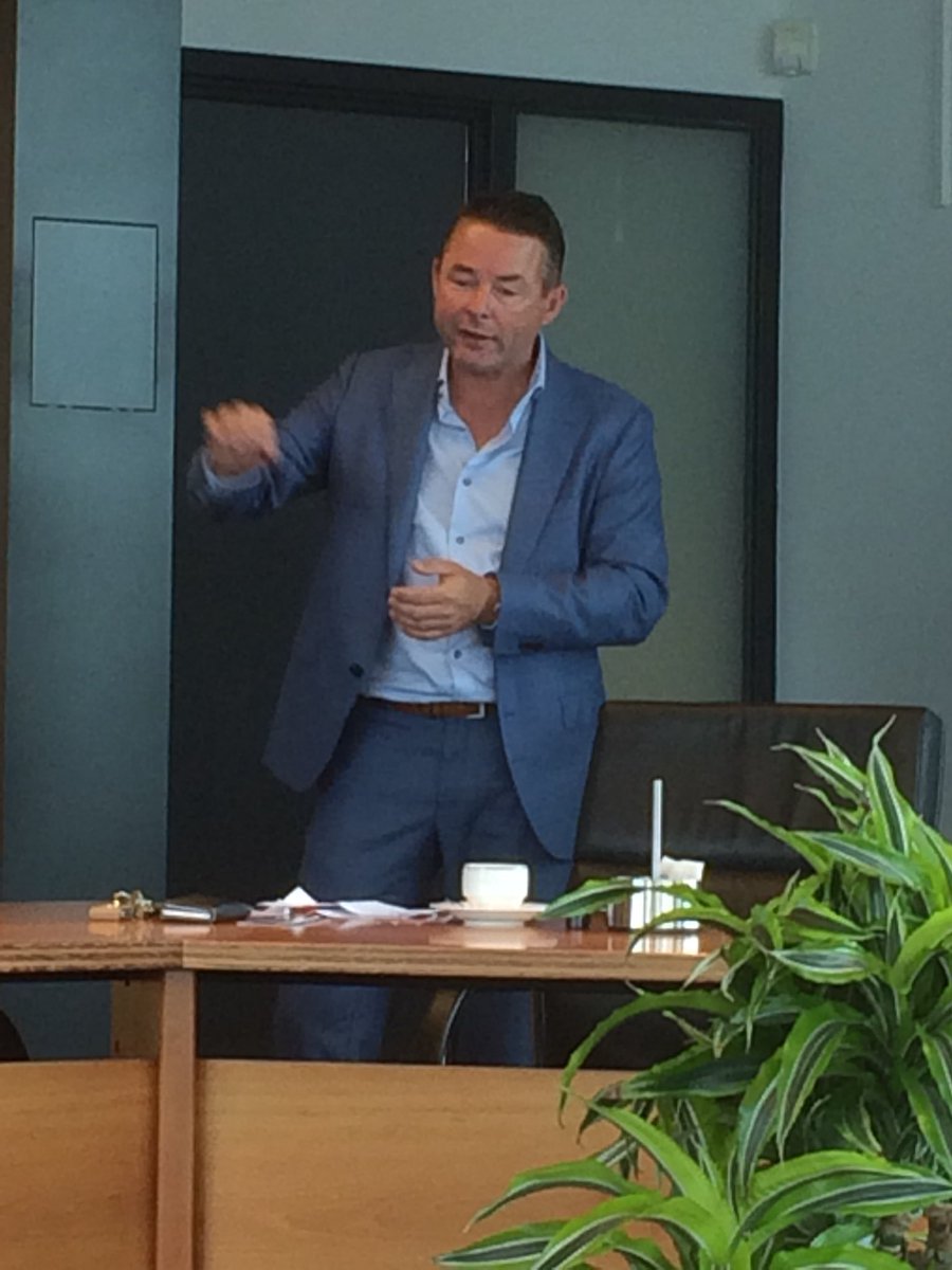jptanis's tweet photo. Zinvol en inspirerend werkbezoek gehad van @micheleblom aan @DrechtstedenReg samen met partners; @DynniqGroup @Iv_Groep @BoskalisNL @arjanmaat , georganiseerd door @WDactualiteiten https://t.co/smu65nw0Cu