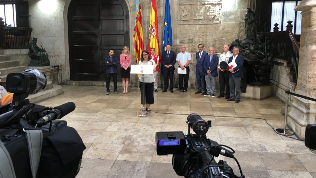 GVAportaveu's tweet photo. .@monicaoltra “Balance muy positivo del operativo del #CECOPI en la recepción del #Aquarius, coordinacion y lealtad entre administraciones. Las personas han dado más de lo que se esperaba, ha habido una respuesta muy positiva ante las pequeñas dificultades que surgieron” https://t.co/LSgEA6HiAQ