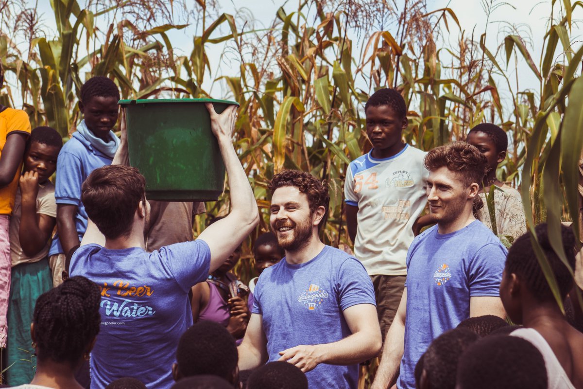 brewgoodr's tweet photo. Big Well Dig Update! We’re heading out to #malawi with some of the amazing people from @BrewDog‘s winners #TeamMwanza to check out the projects they’ve helped fund! Keep an eye out for more info 💧#cleanwaterlager #cleanwater #drinkbeergivewater https://t.co/pxEl9FWCGI