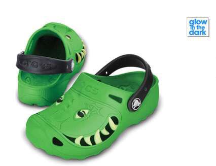 crocs plaza sing
