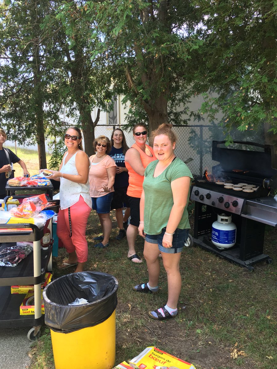 Straffordville PS tweet media