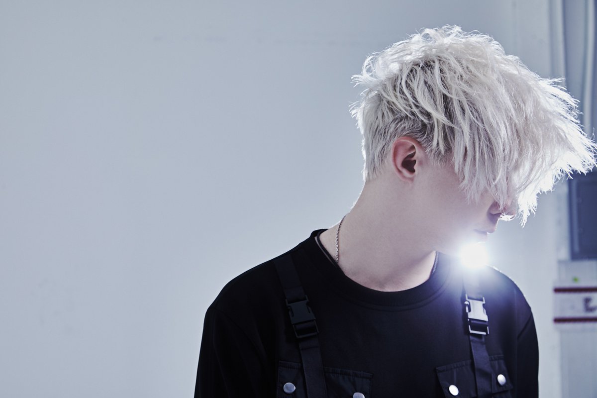 my ALPHA 9 remix of @arminvanbuurin’s “Shivers” is out friday 🌹 https://t.co/kPM86rqy3U