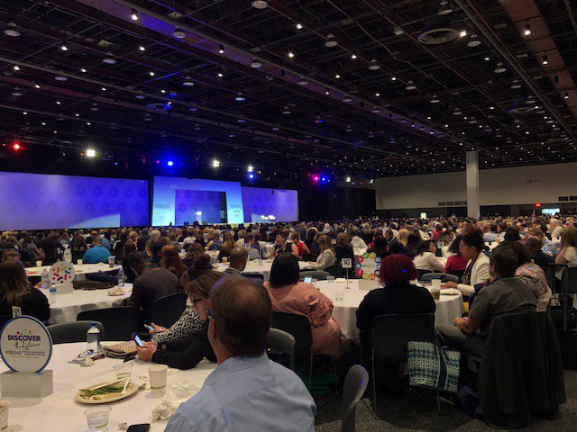 ConTraxVMS's tweet photo. Great kickoff of lunch at the #WBENCconf! So many corporations supporting women owned businesses. Hiring women who have suffered domestic abuse is critically important and helps them get back on their feet -  you may be buying from them in the future.

#GoForGlobal #WomenOwned https://t.co/LxbXLGmf37
