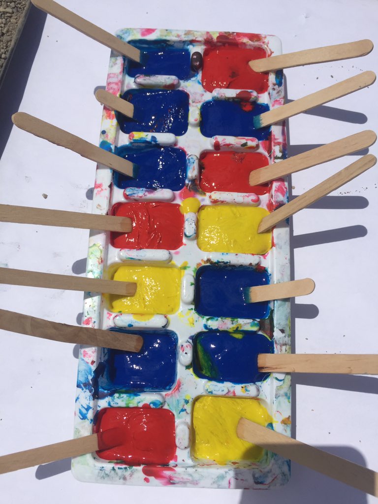 MsGatrell's tweet image. Solar energy makes things happen! Solids to liquids and liquids to solids as we add and remove heat energy from the sun! #summersciencefun @rocwrdsb @sestanjones