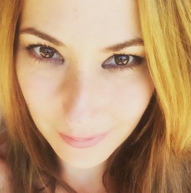 RosarioMohedano's tweet image. Cuando no tienes nada que esconder....miras de frente y sonríes ! 
Muy buenas tardes mundoooooo #mevoyacercandoati