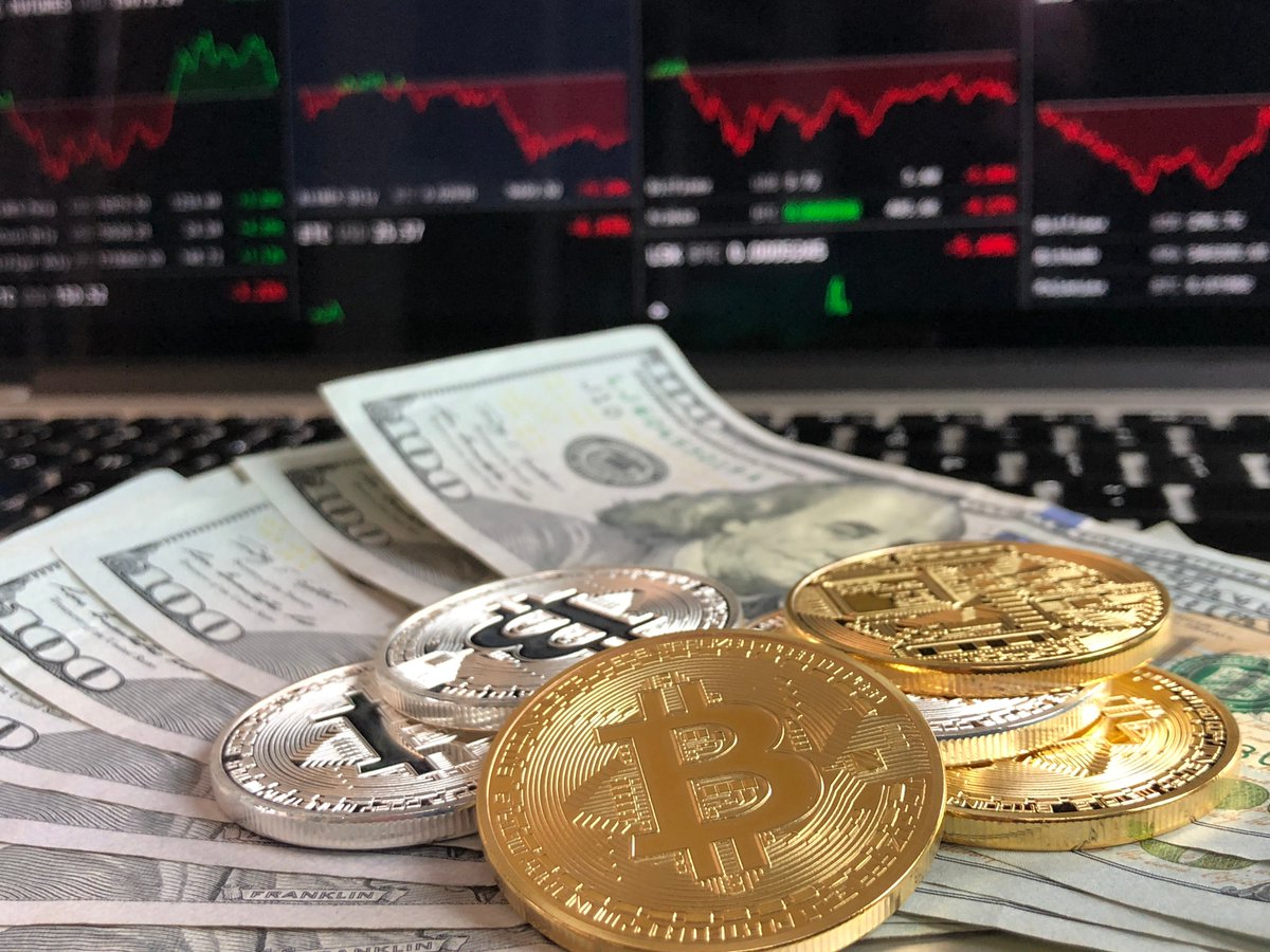 ebitnews's tweet photo. CEO of Tech Start-Up, Circle: “All Fiat Currency will be Crypto” - https://t.co/31OeLl1IWD https://t.co/wSfQvI9Wfe