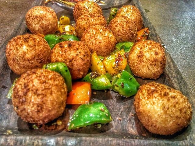 Reposting @foodaholicgirish:
Cheese Balls 😍 from @masalafactory 😉
.
Follow @foodaholicgirish !
.
@temptingstoppage @tempting_tales