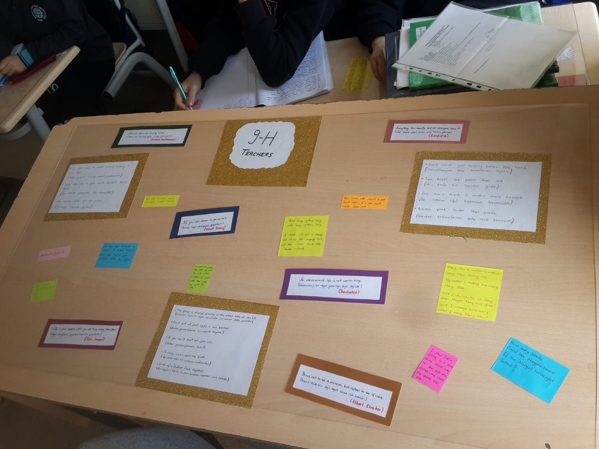 ymr1514's tweet photo. Bağcılar İlçesi Mehmet Niyazi Altuğ Anadolu Lisesi olarak Giydirelim Sıraları Öğrenelim Konuları adlı projemiz ile öğrencilerimizin ders dışında sınıfta bilinç altı öğrenmelerini desteklemek amaçlanmıştır. #farklıyızögretmeniz https://t.co/5hnUSwQwiM