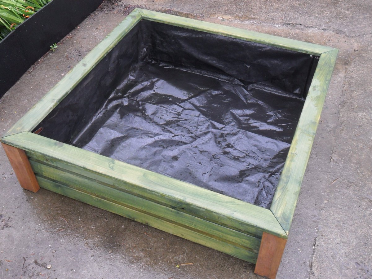 JumpingWaterJet's tweet image. Simplicity itself just these few short lengths of wood will form the sides of the pond. As there is not a great depth of water there very little pressure on the side walls.