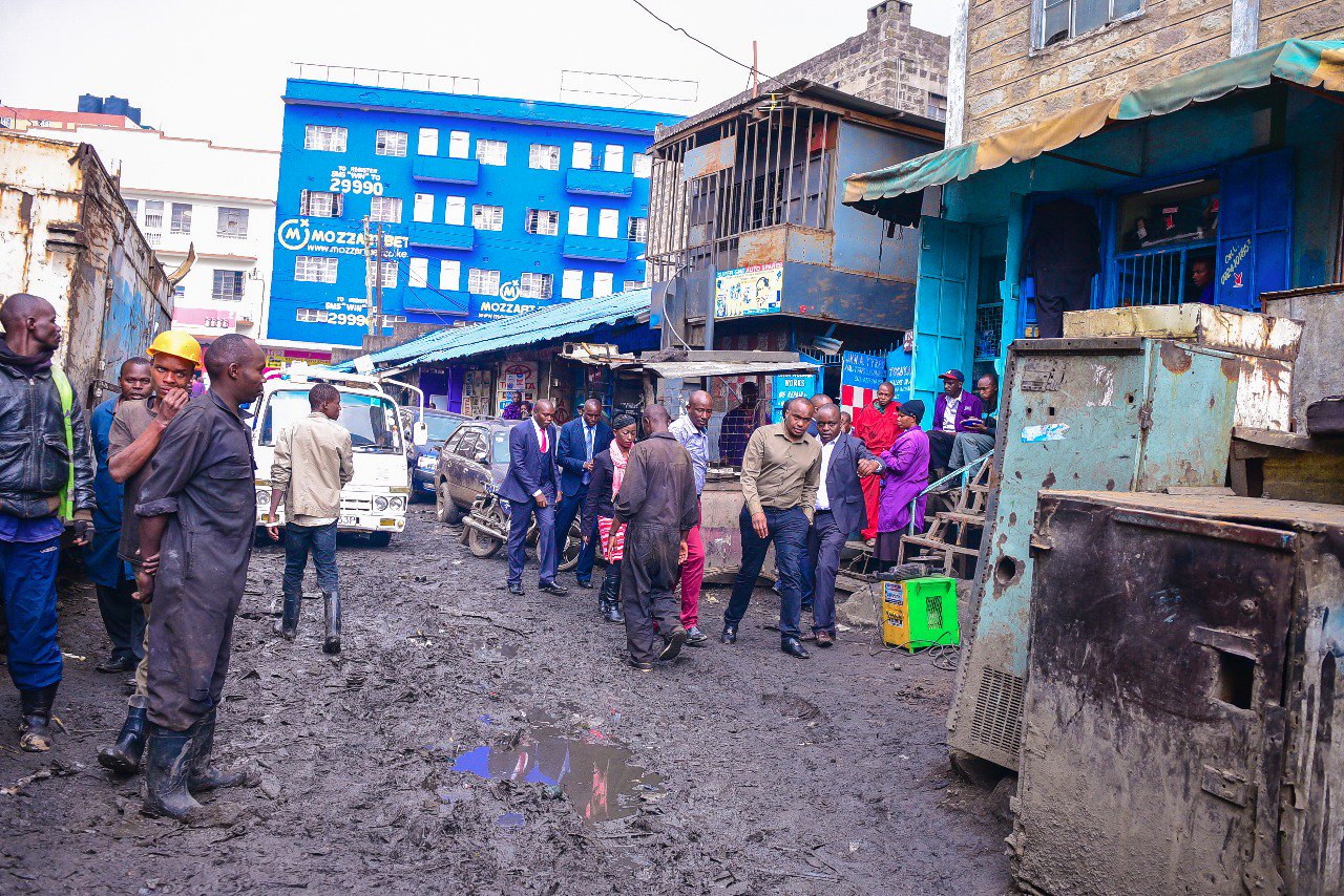 Hon. Jaguar inspects various road projects in Starehe ...