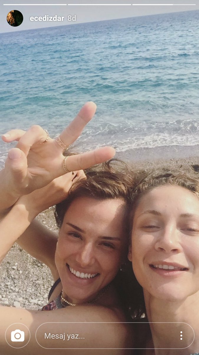 Ece m yi dizginlerken ki adli çalışma 😂😂😂  bigun bu samimiyetsizlige   kesin  kesin n inanicam kesin kesin yani, zorlicam kendimi nakiyim arkadaş şş😂😂😂
#SiyahBeyazAşk #AsFer