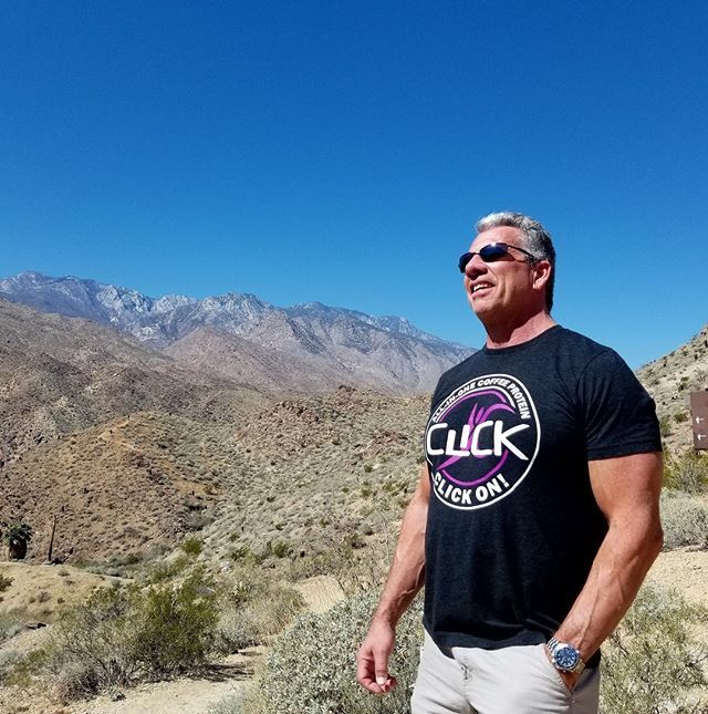 drinkclick's tweet photo. That "on top of the world. I can conquer anything" feeling... Greg Smith, founder and creator of CLICK (and CLICK Active) 💪☕☕ *
*
*
#ClickOn #CoffeeProtein #DoubleShot #CoffeeProteinDrink #DrinkClick #Coffee #Protein #IcedCoffee #SponsoredByCoffee #ProteinCoffee #HealthyEner… https://t.co/I1qC2BFWZQ