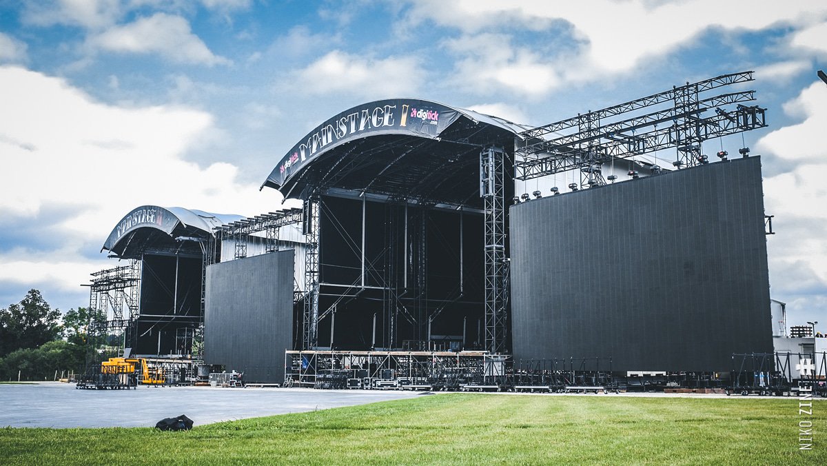 hellfestopenair tweet picture